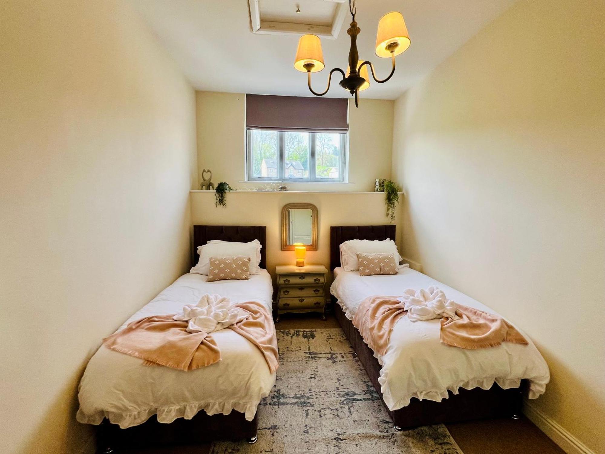 Top Floor Double En-Suite Br Apartment Central Matlock Matlock  Dış mekan fotoğraf